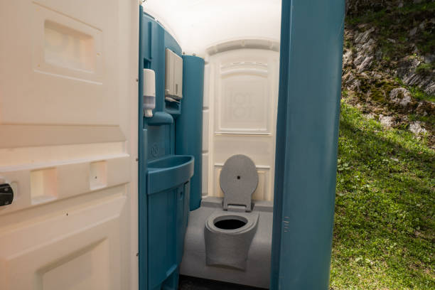 Best Temporary restroom rental  in Weidman, MI