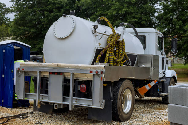 Portable Toilet Options We Offer in Weidman, MI